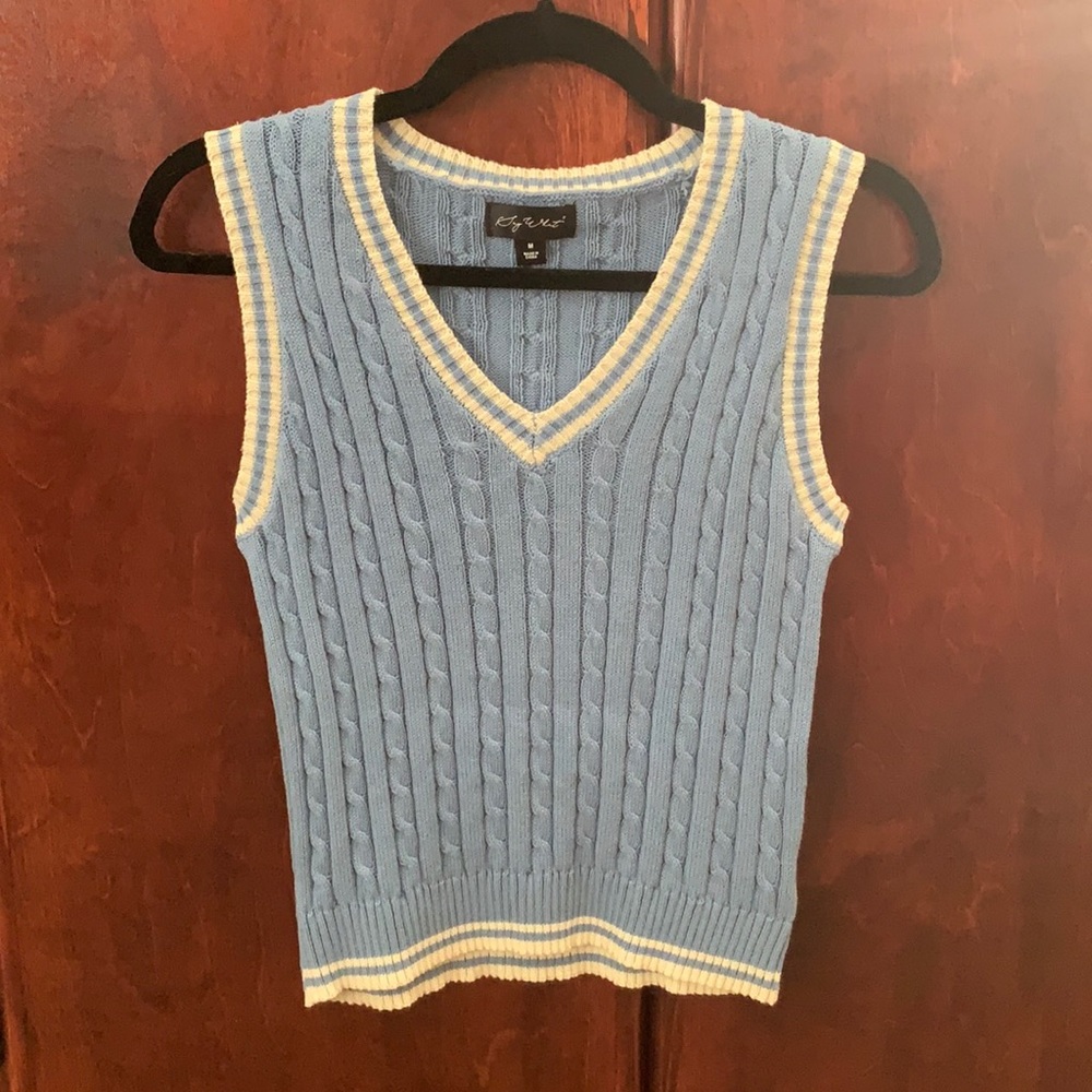 Sweater Vest